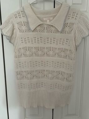 LC Lauren Conrad white with blue accents sweater top